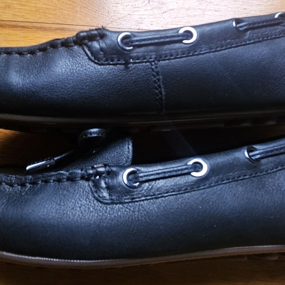 Vionic Black Moccasin-Style Loafers Flats - Picture 4 of 11